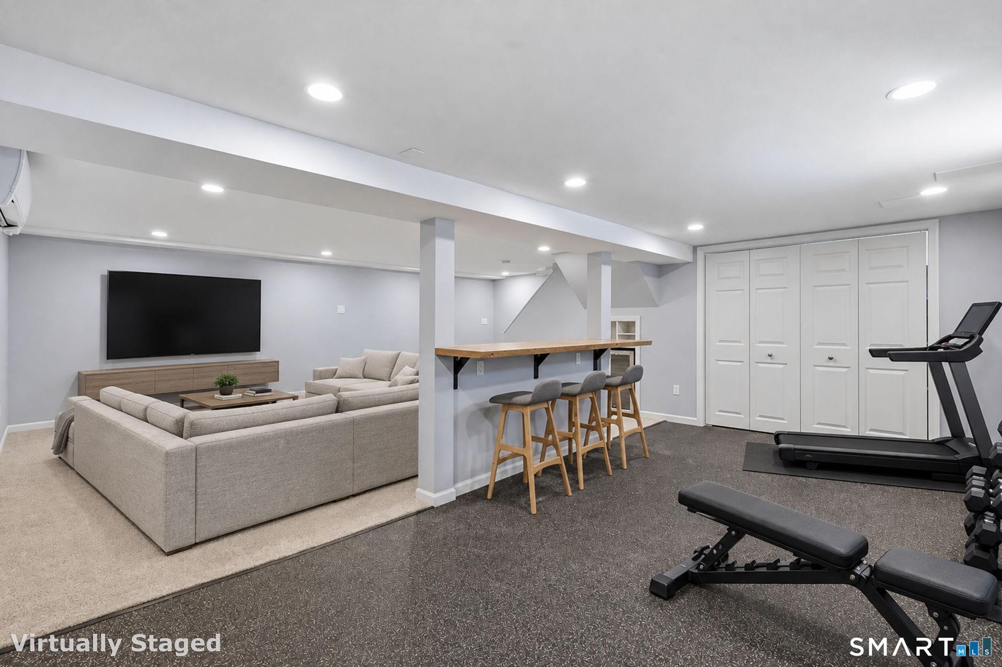 6 Cornfield Road Simsbury CT 06070
