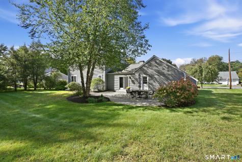 6 Cornfield Road Simsbury CT 06070