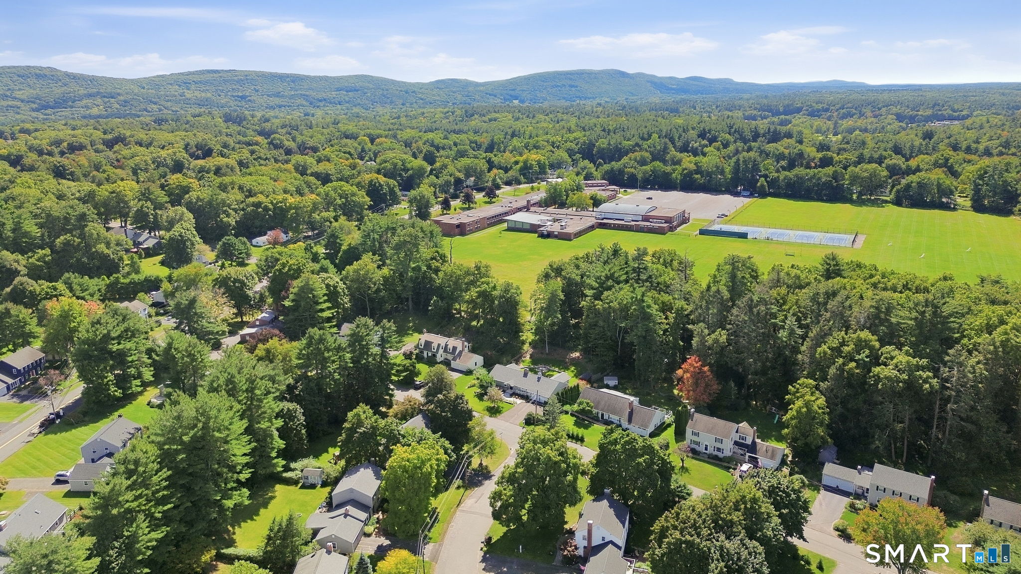 6 Cornfield Road Simsbury CT 06070