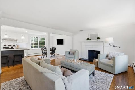 6 Cornfield Road Simsbury CT 06070