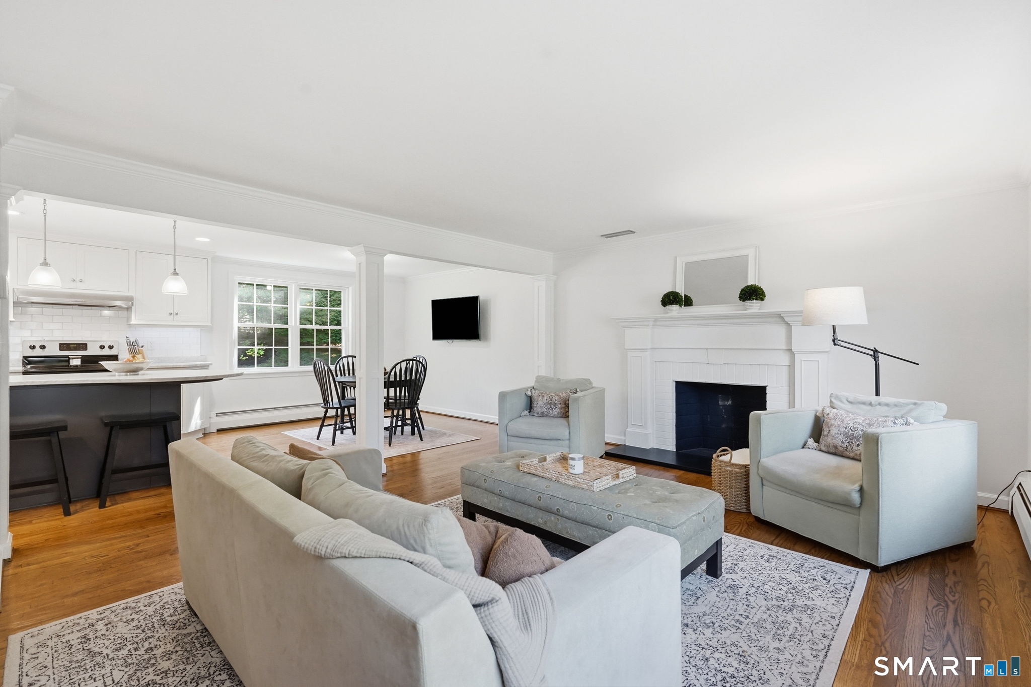 6 Cornfield Road Simsbury CT 06070