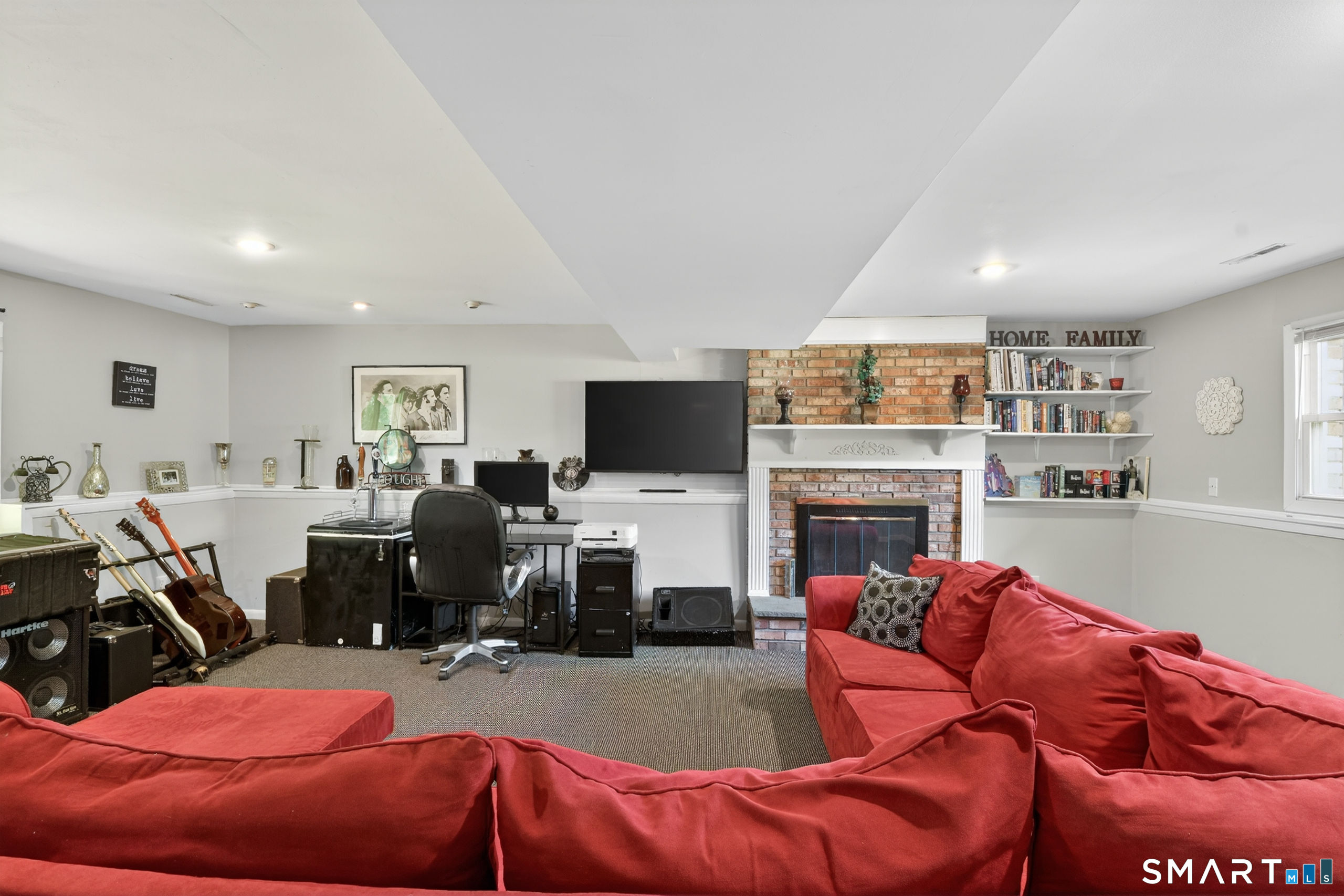 85 Grassland Road Milford CT 06461