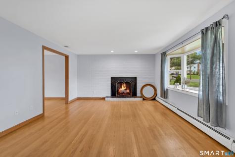 22 Westwood Drive Wethersfield CT 06109
