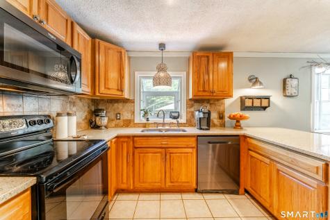 18 Doolittle Road Preston CT 06365