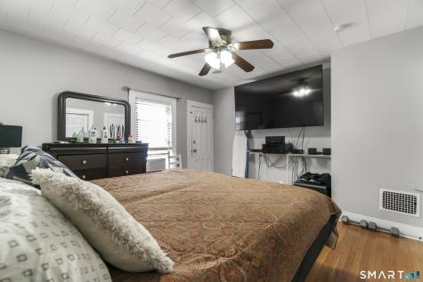32 Union Street Seymour CT 06483