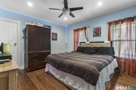 32 Union Street Seymour CT 06483