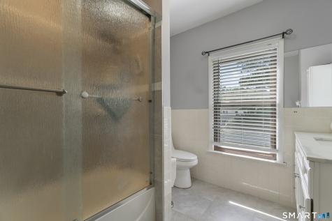 32 Union Street Seymour CT 06483
