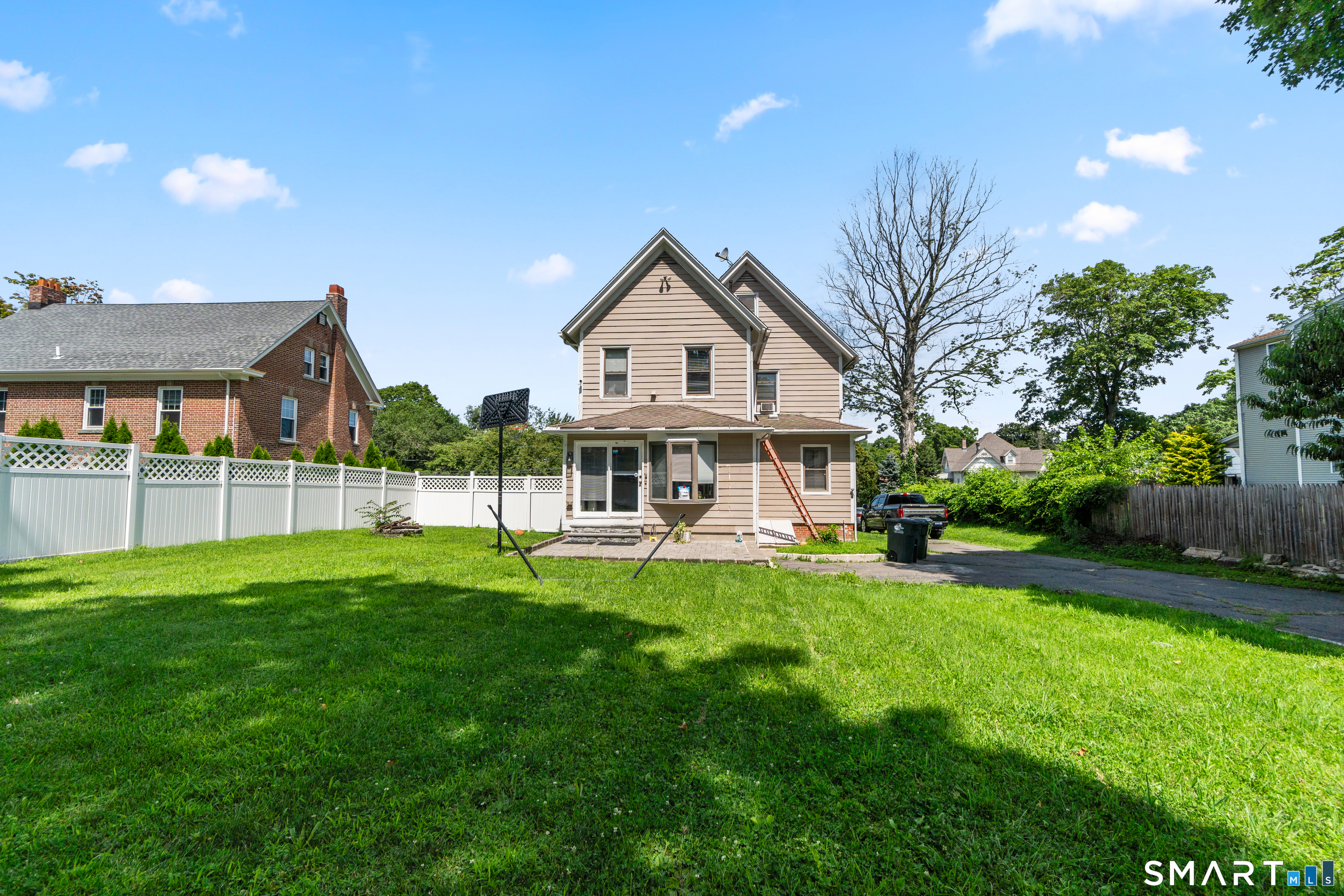 32 Union Street Seymour CT 06483