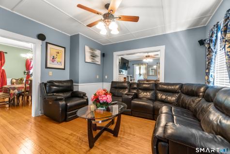 32 Union Street Seymour CT 06483