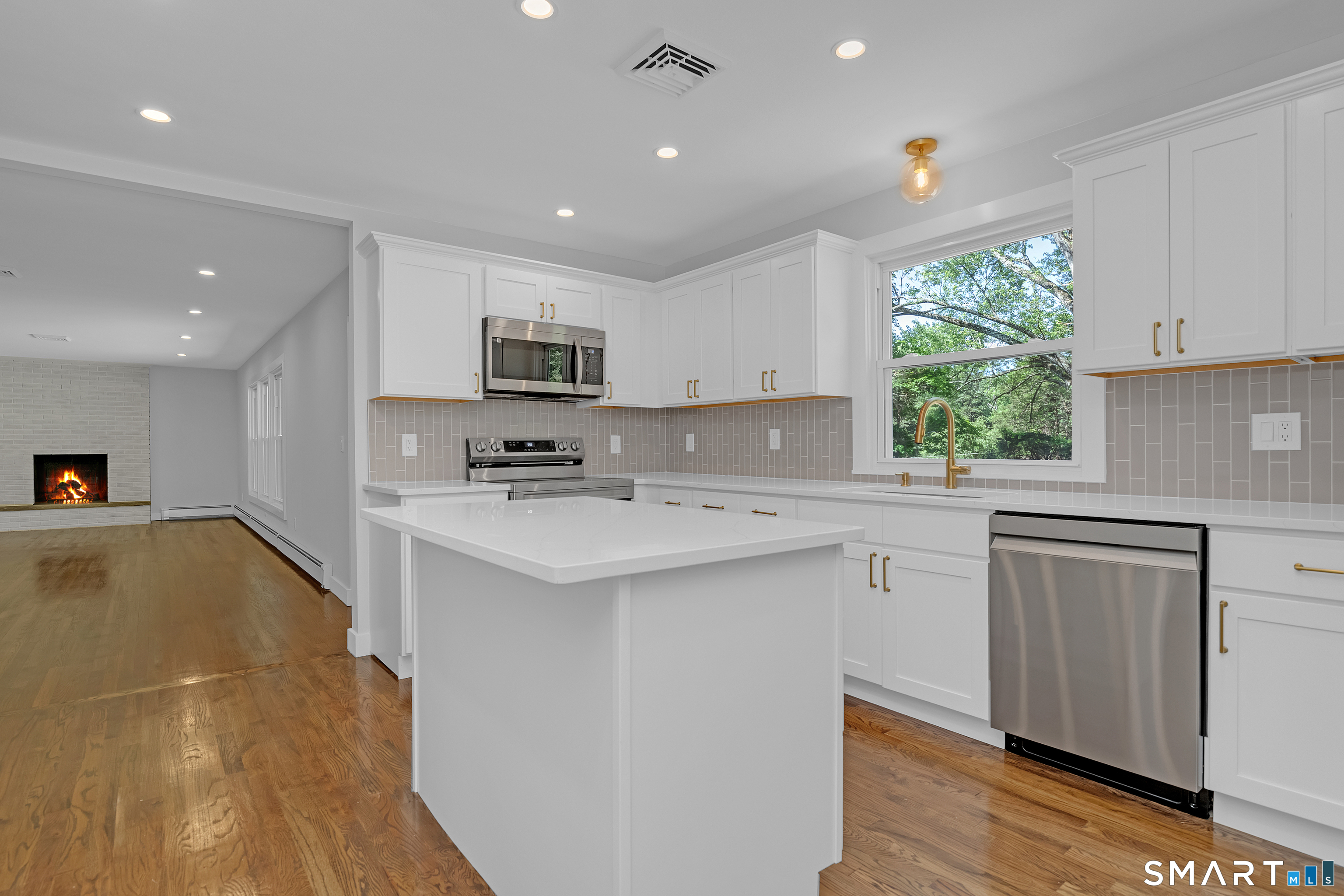 55 Cook Lane Beacon Falls CT 06403