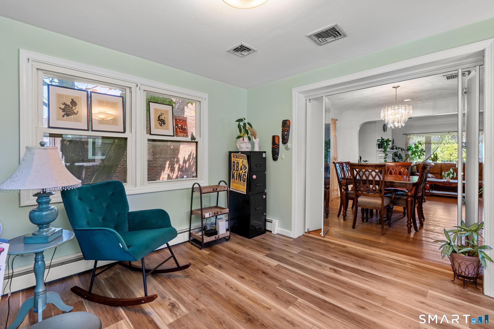 174 Mohawk Drive West Hartford CT 06117