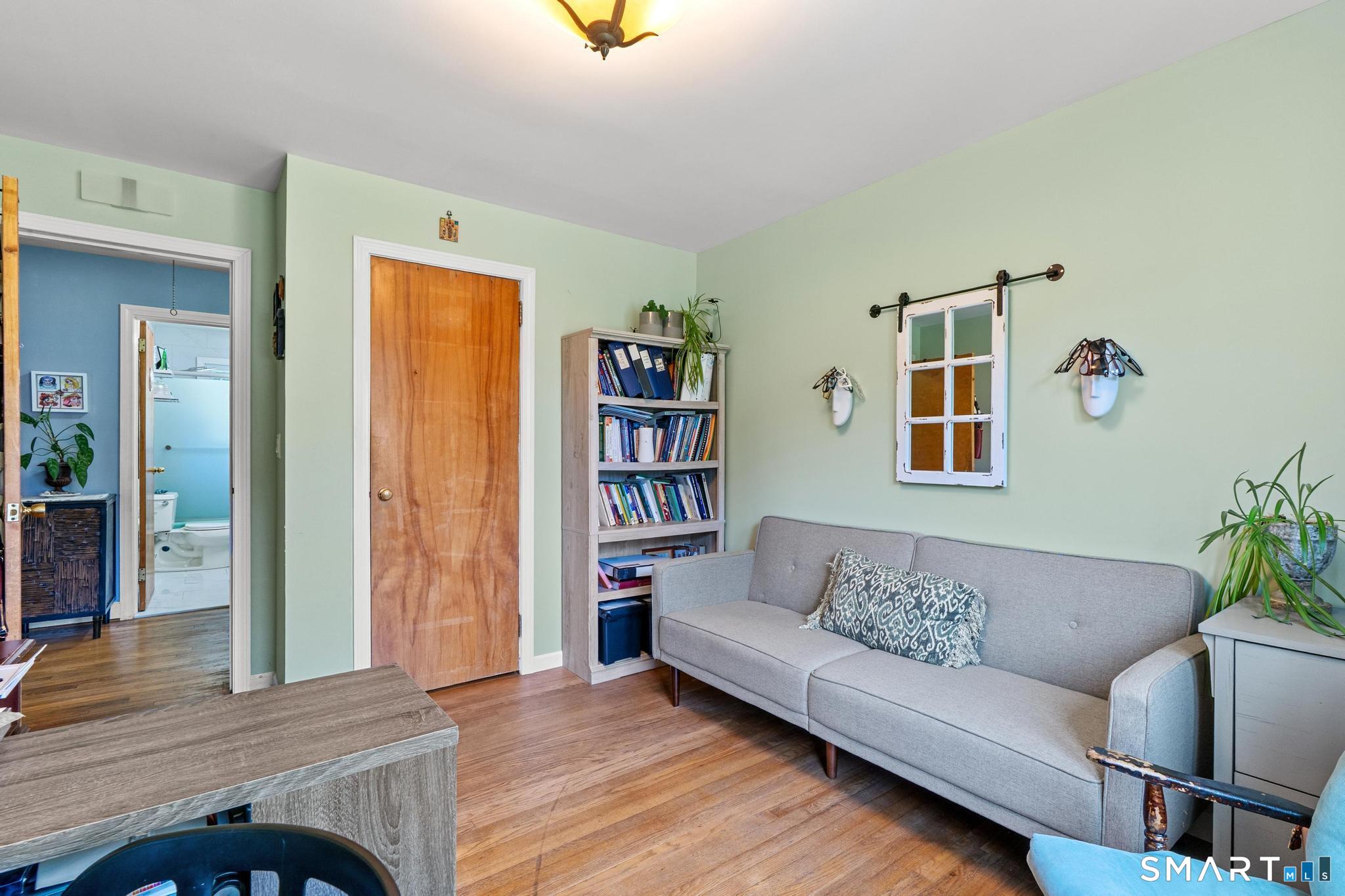 174 Mohawk Drive West Hartford CT 06117