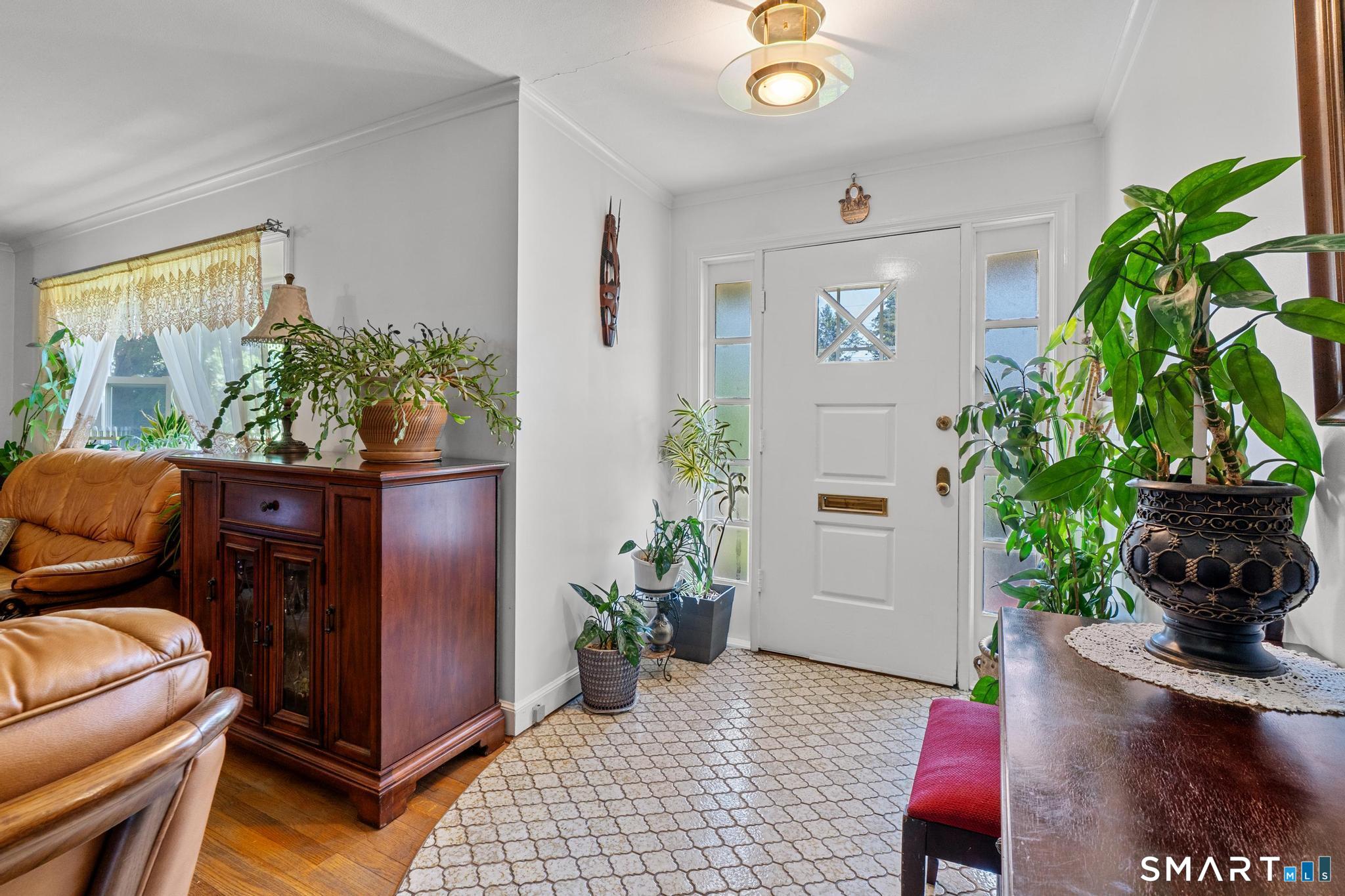 174 Mohawk Drive West Hartford CT 06117