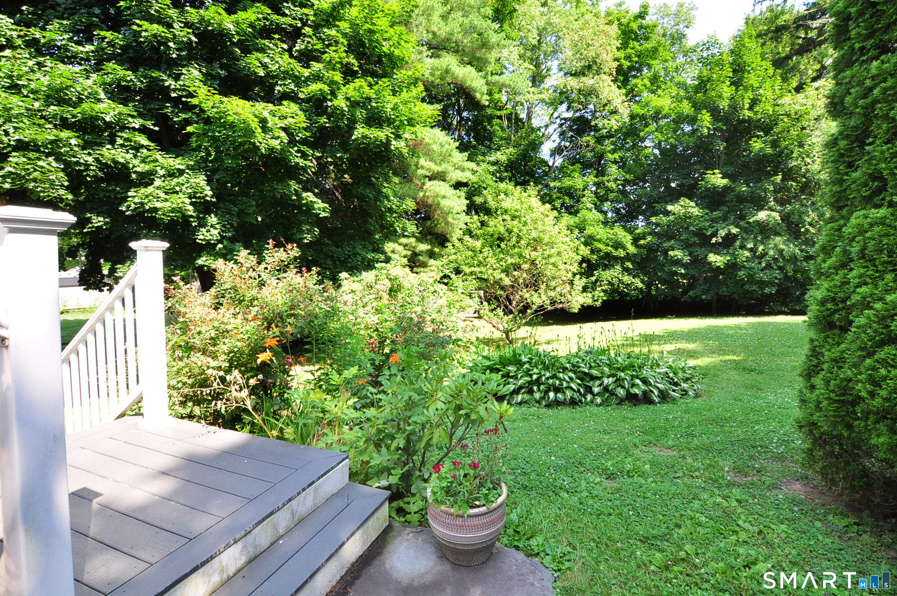 174 Mohawk Drive West Hartford CT 06117