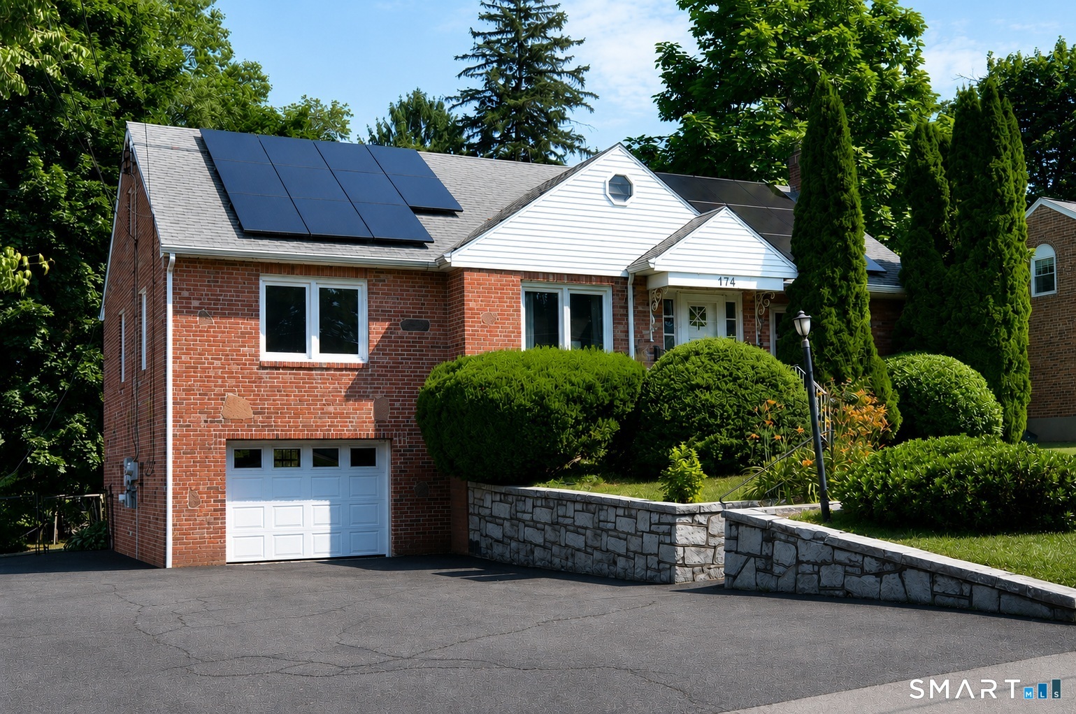174 Mohawk Drive West Hartford CT 06117