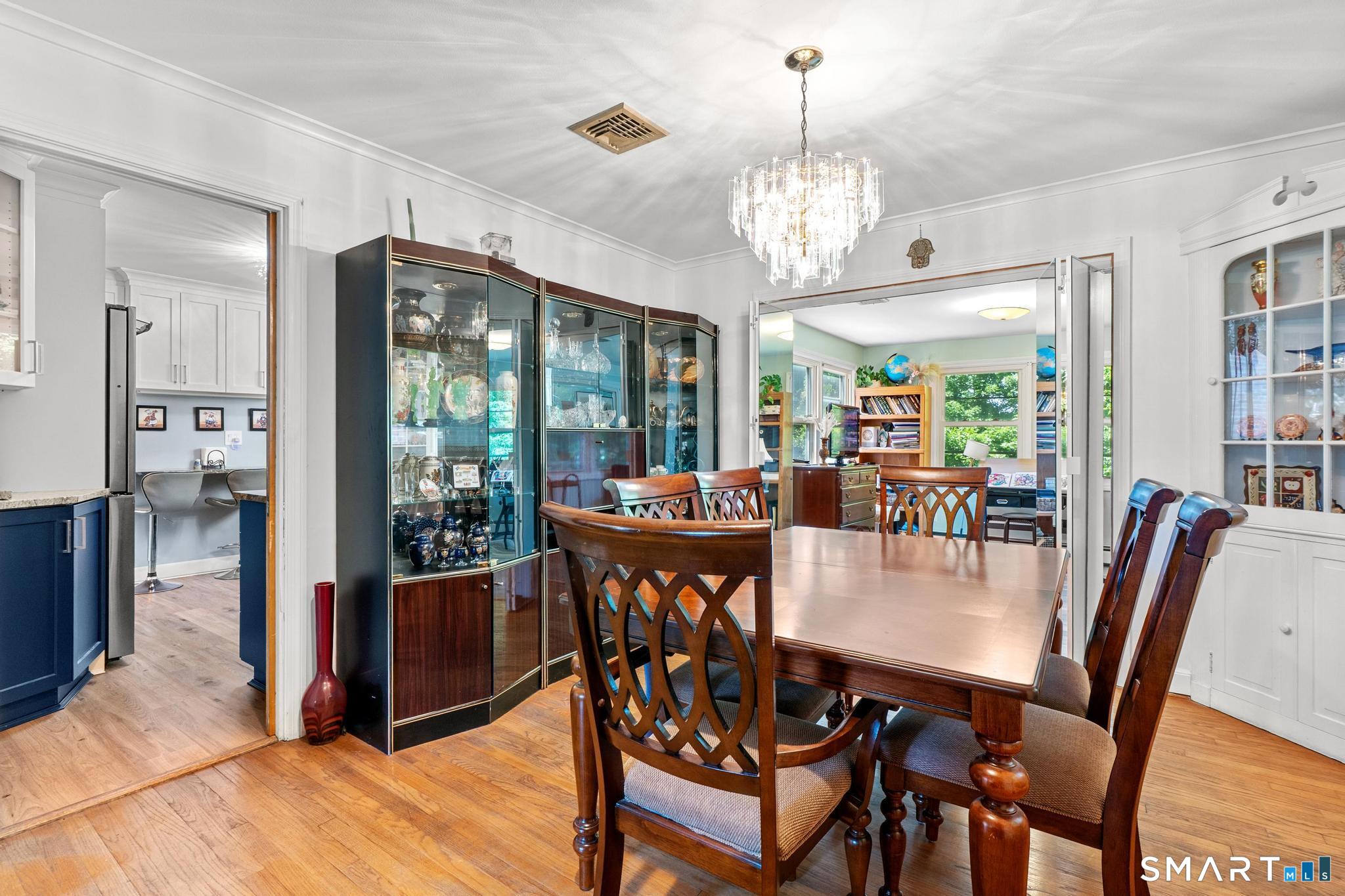 174 Mohawk Drive West Hartford CT 06117