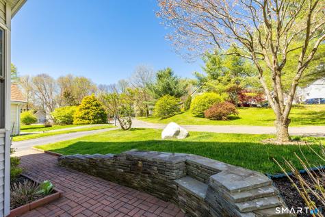 30 Spoonwood Drive Canton CT 06019