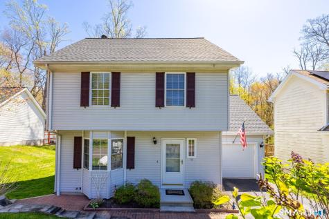 30 Spoonwood Drive Canton CT 06019