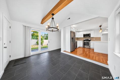 18 Maple Street Trumbull CT 06611