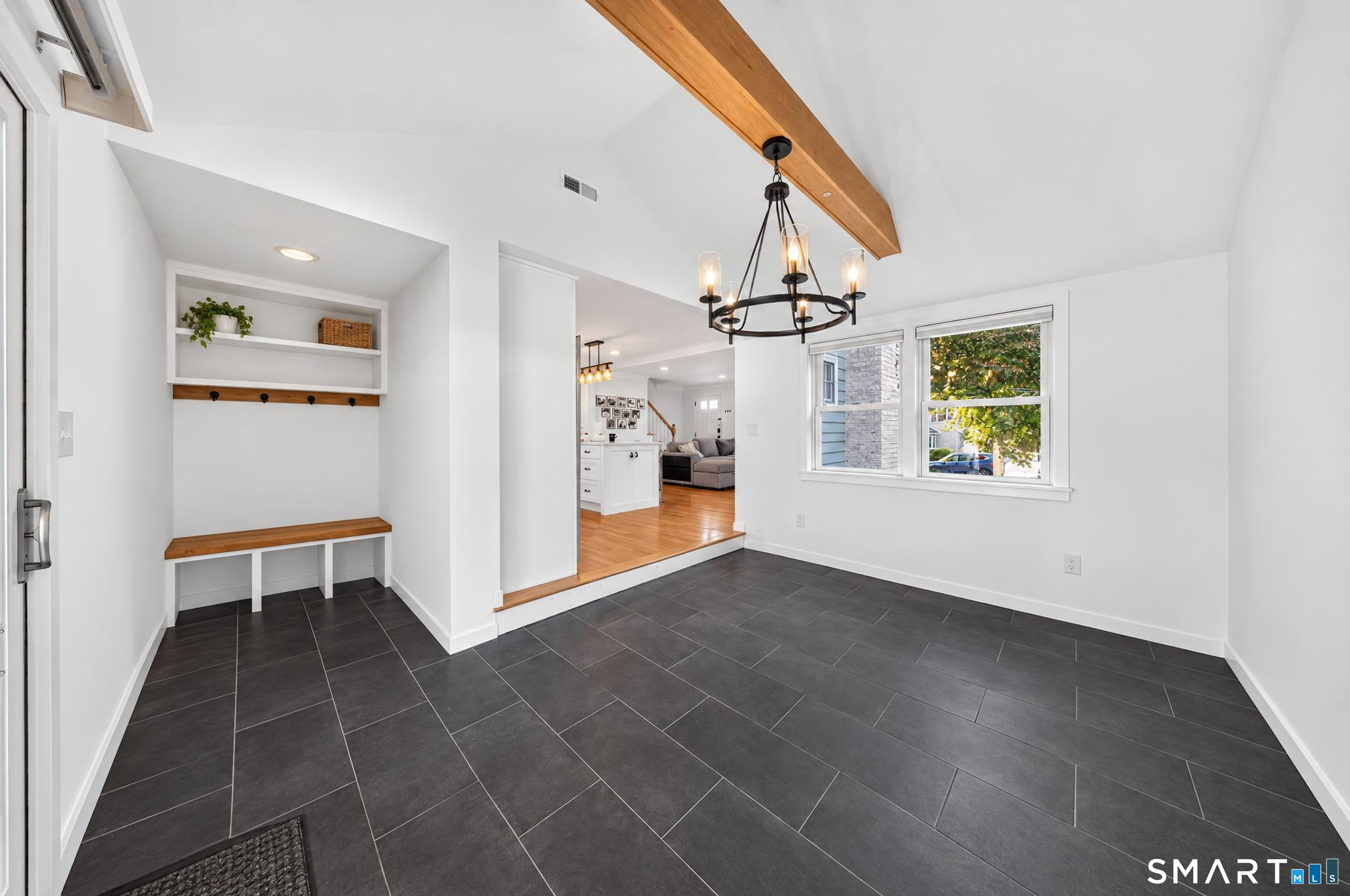 18 Maple Street Trumbull CT 06611