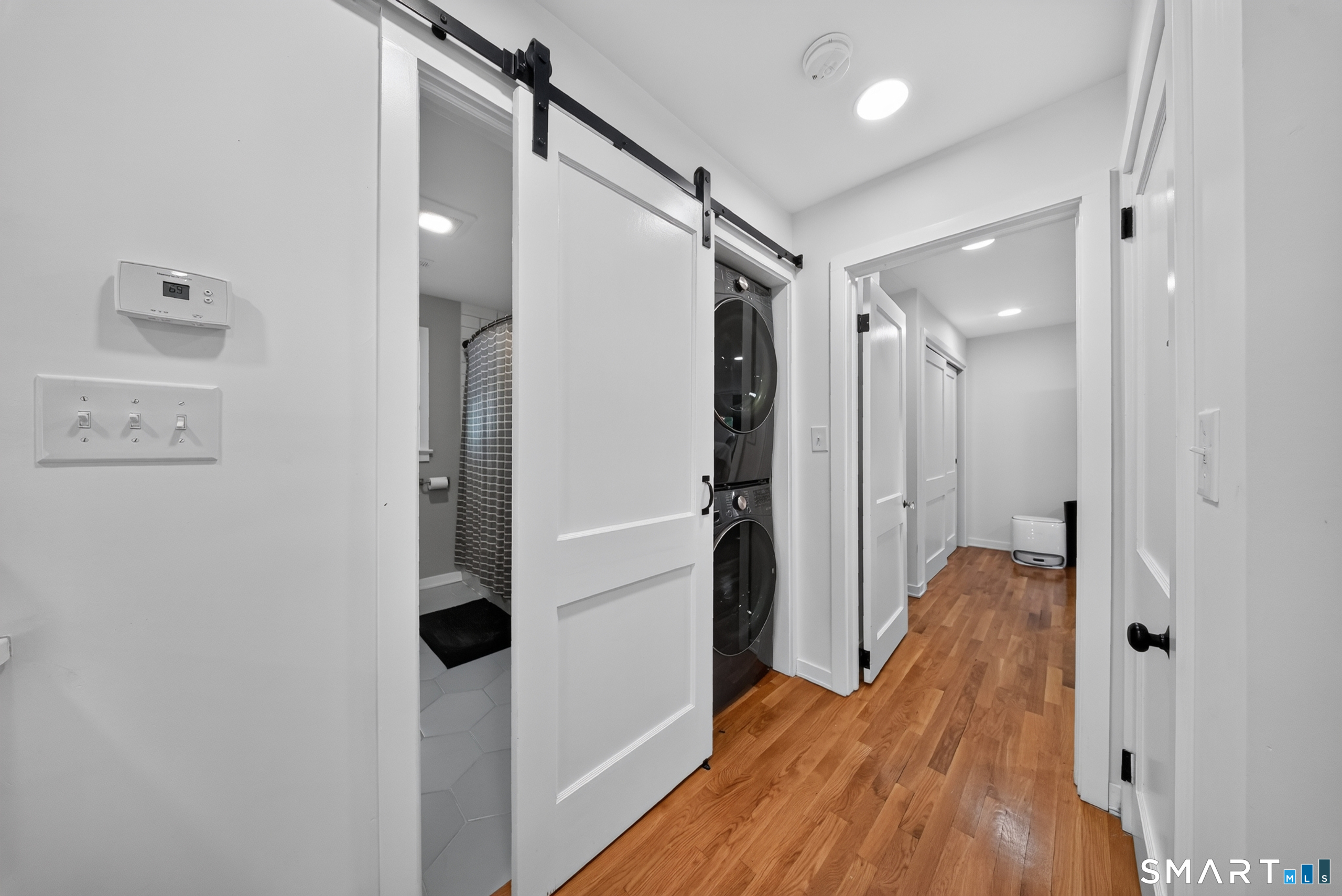 18 Maple Street Trumbull CT 06611
