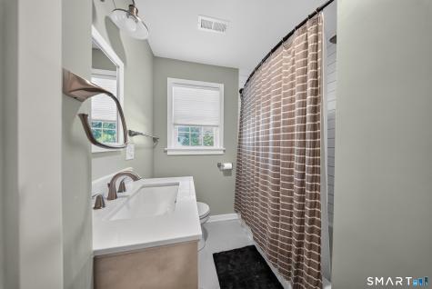 18 Maple Street Trumbull CT 06611