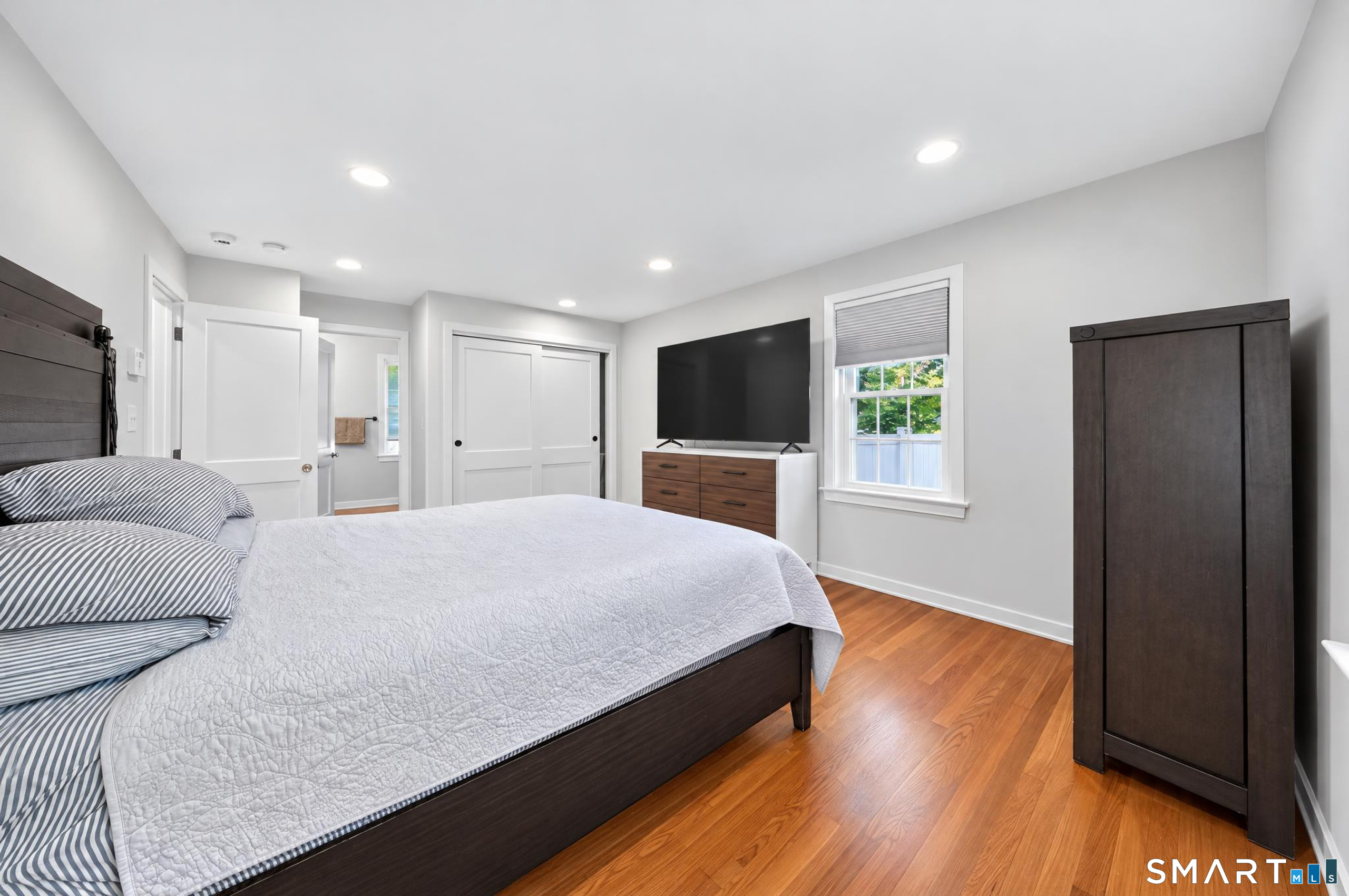 18 Maple Street Trumbull CT 06611