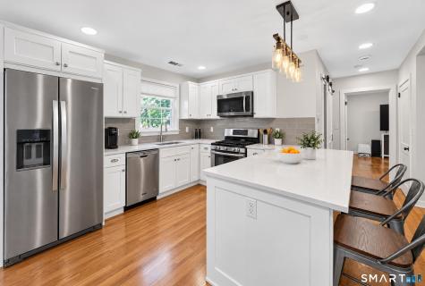 18 Maple Street Trumbull CT 06611