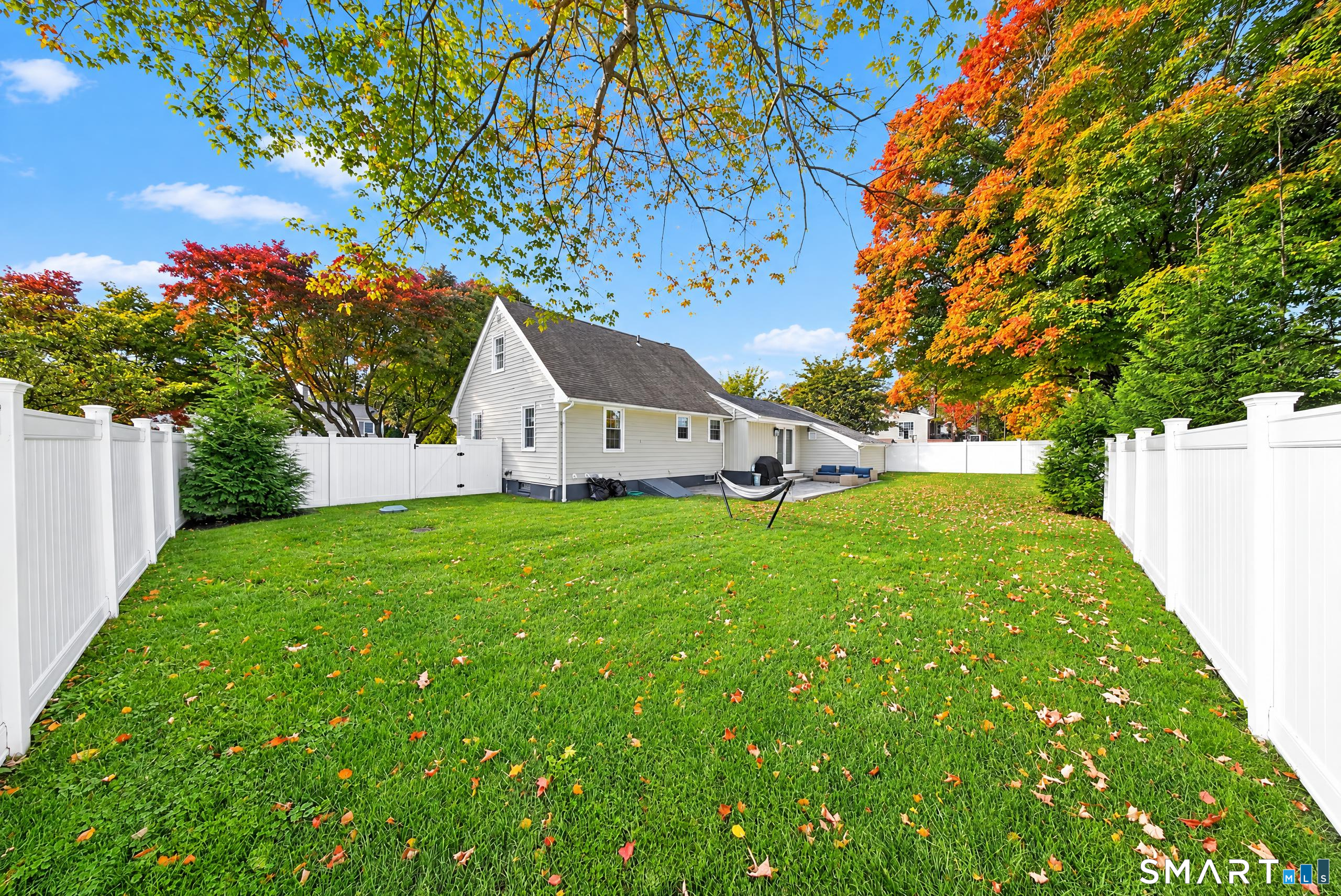 18 Maple Street Trumbull CT 06611
