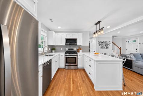 18 Maple Street Trumbull CT 06611