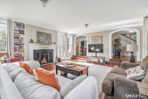 695 Forest Road West Haven CT 06516