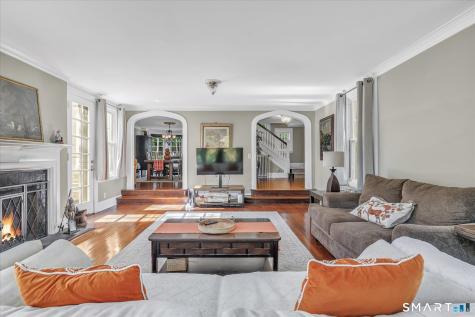 695 Forest Road West Haven CT 06516