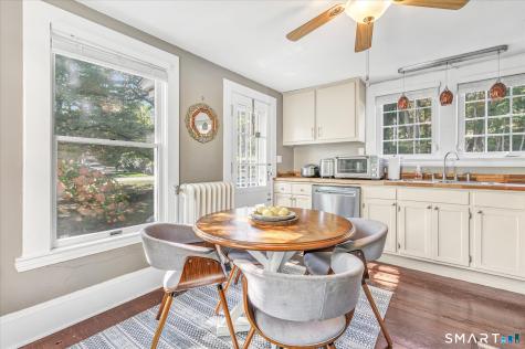 695 Forest Road West Haven CT 06516