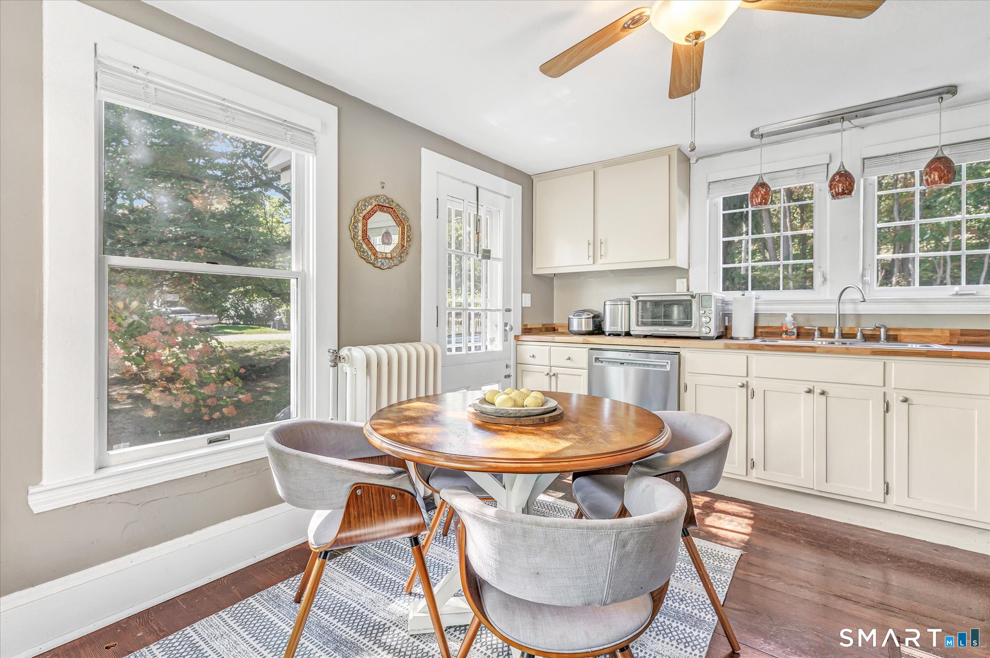 695 Forest Road West Haven CT 06516