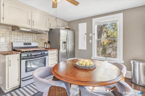695 Forest Road West Haven CT 06516