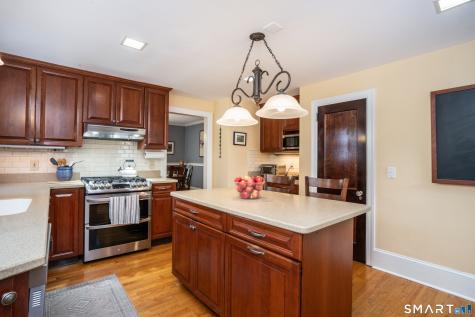 41 Griswold Drive West Hartford CT 06119