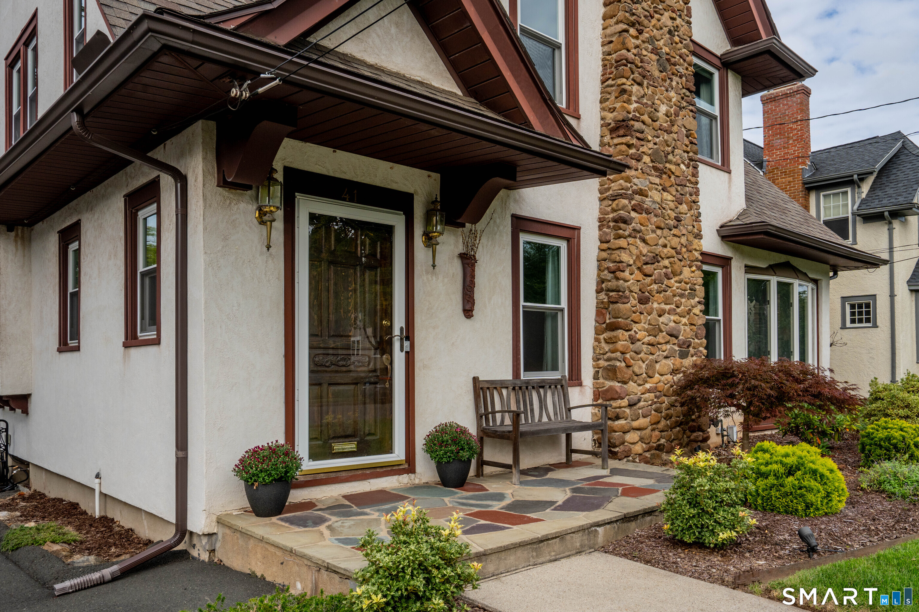 41 Griswold Drive West Hartford CT 06119