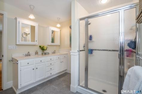 41 Griswold Drive West Hartford CT 06119