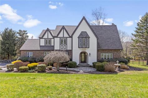 155 Carriage Hill Road Brewster NY 10509