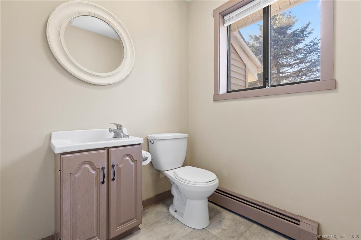 16 Partridge Lane Milford CT 06461