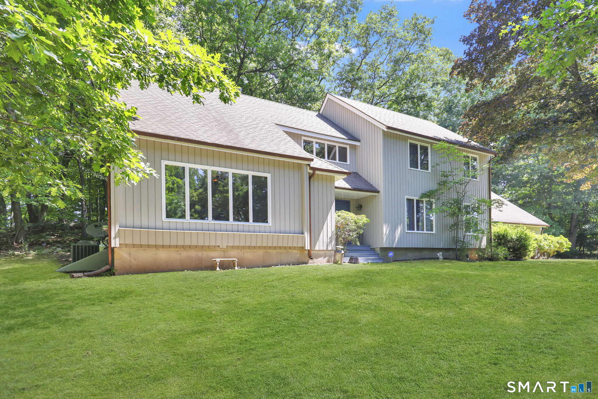 29 Foxwood Road Trumbull CT 06611