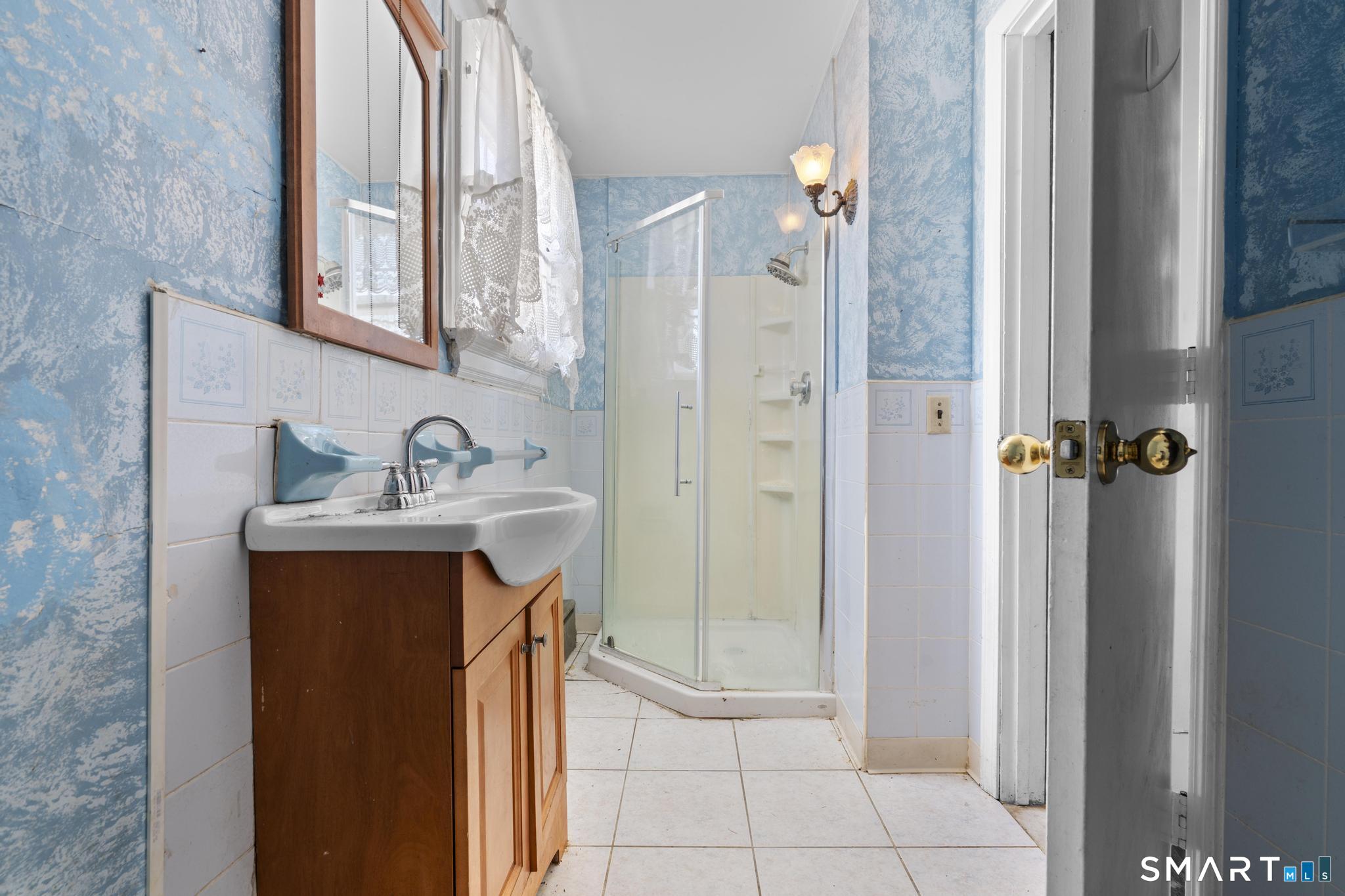 4 Fairview Terrace Derby CT 06418