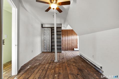 4 Fairview Terrace Derby CT 06418