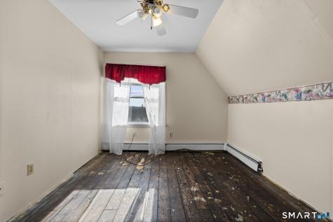 4 Fairview Terrace Derby CT 06418