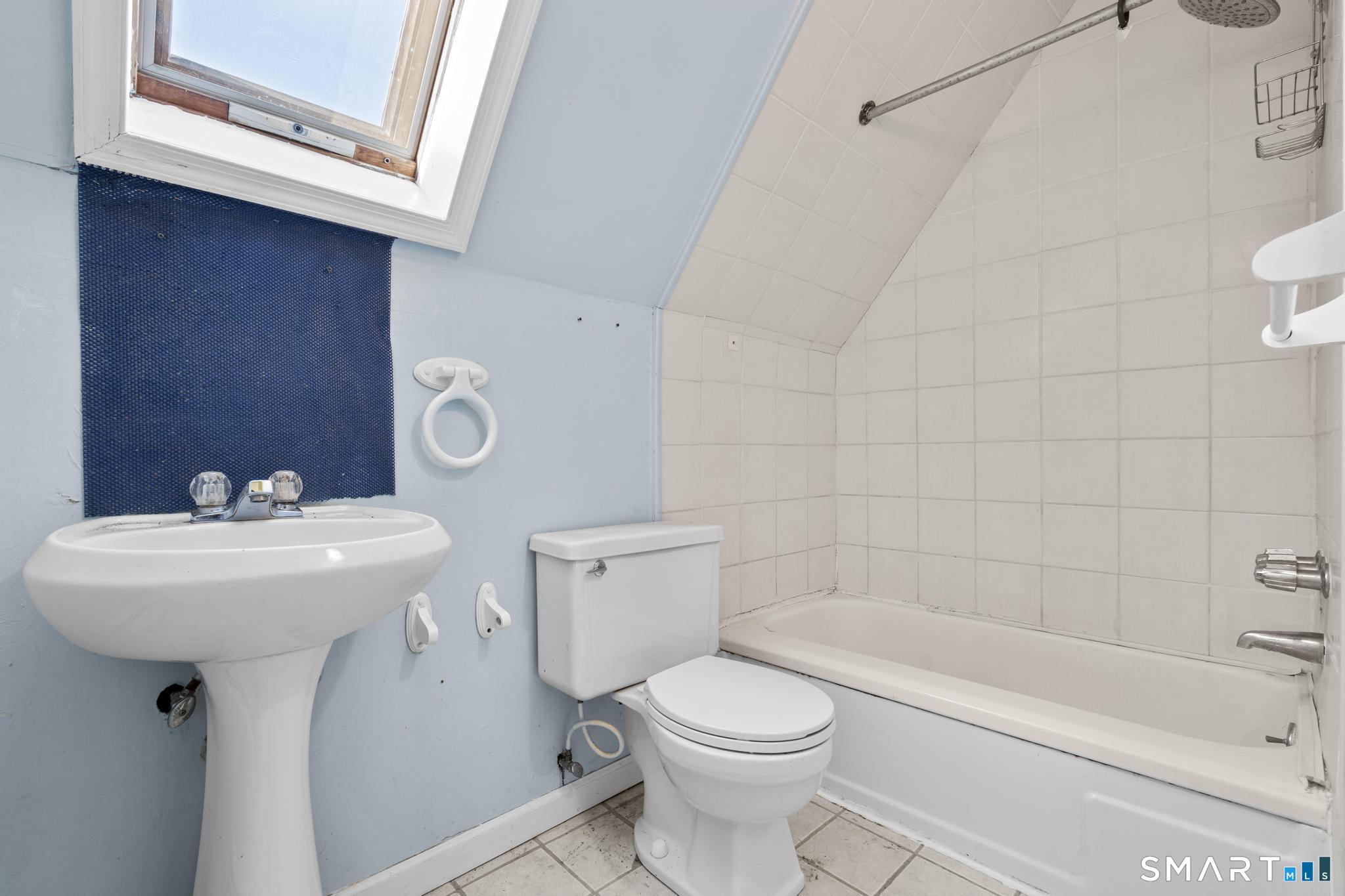 4 Fairview Terrace Derby CT 06418