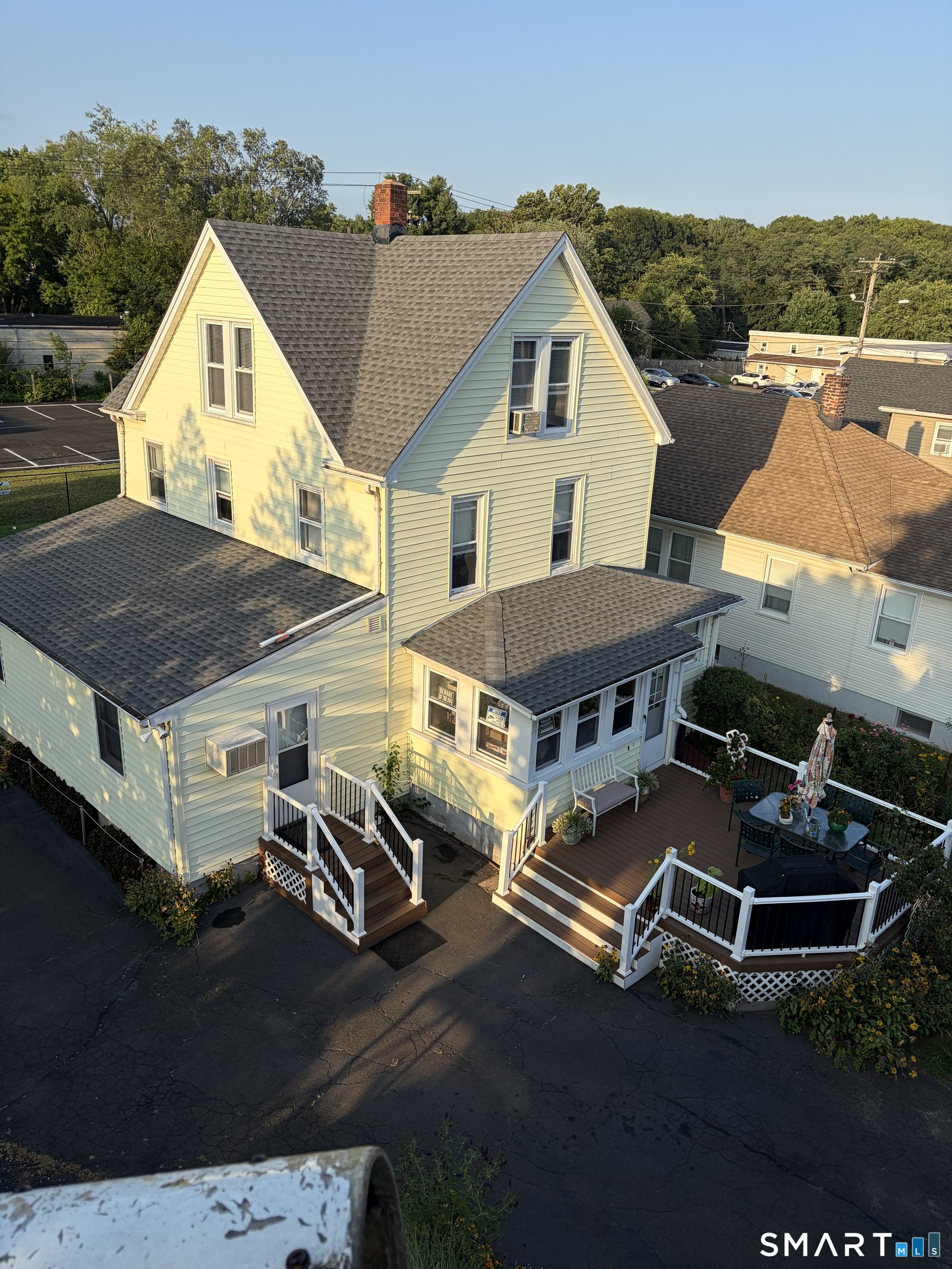 15 Oregon Avenue Hamden CT 06514