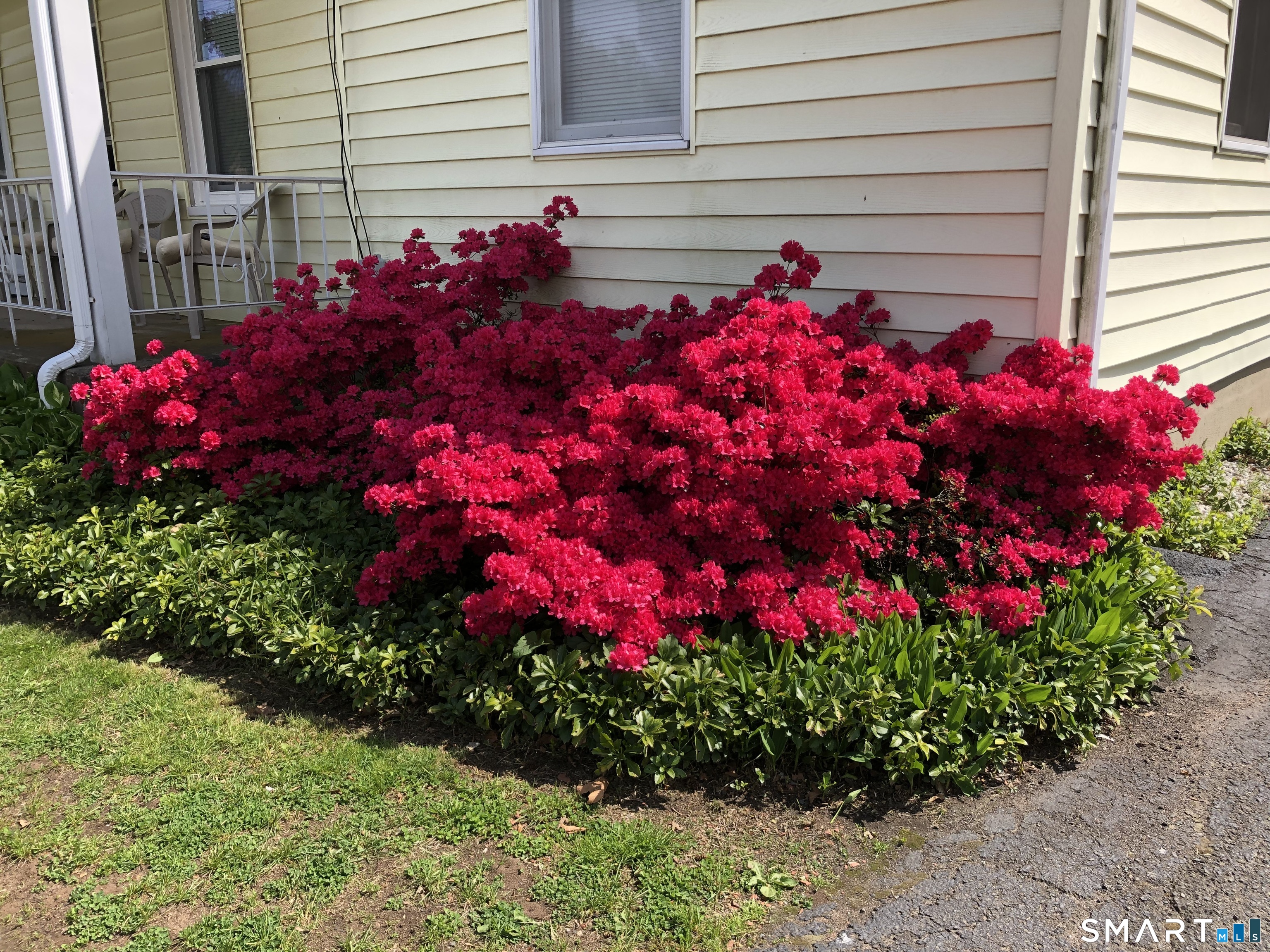 15 Oregon Avenue Hamden CT 06514