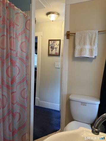 15 Oregon Avenue Hamden CT 06514