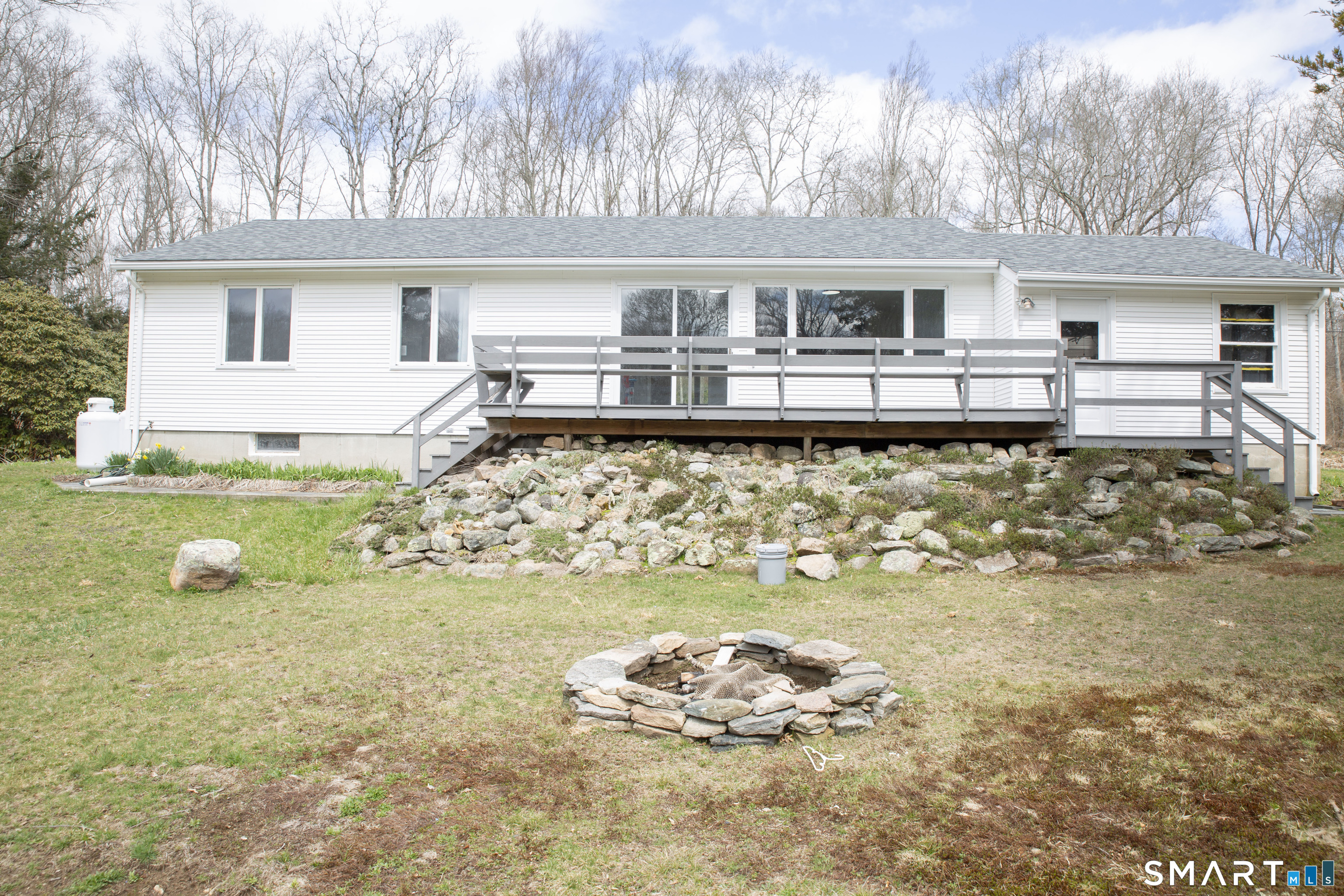 160 Babcock Road North Stonington CT 06359