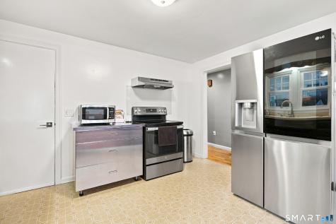 108 Pleasant Avenue East Haven CT 06512
